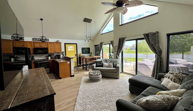 Newly updated(2021)Vacation Home @ Bridges Bay Resort located on the pond