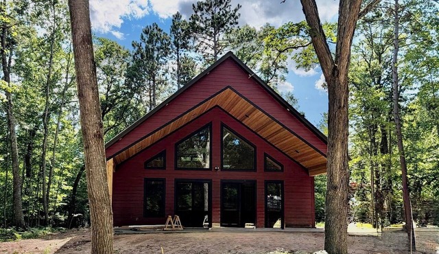 Northwoods Get-Away Chalet: Voyager Village Bike, Hike, UTV, Snowmobile in Webster