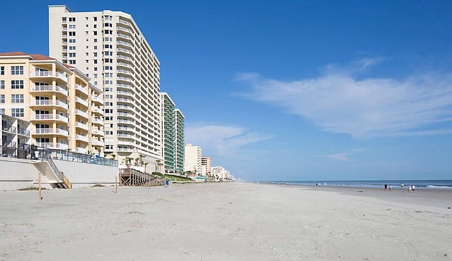 One Bedroom, Ocean Front, Luxury Condo, Daytona Beach, FL (3312675)