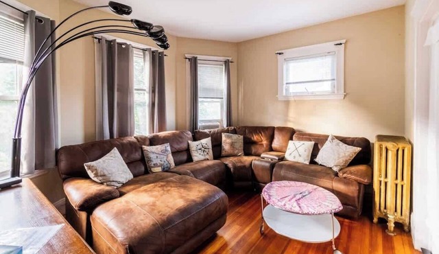 Peaceful 3BR w/Porches, Wi-Fi, Near Hospitals