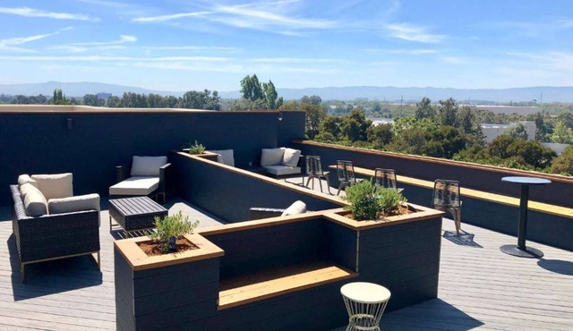 Prime Milpitas Location | Pool, Fitness & Dining