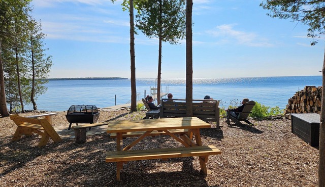 Quarry's Edge Retreat – New Waterfront Getaway w/Airy Interiors & Private Dock!