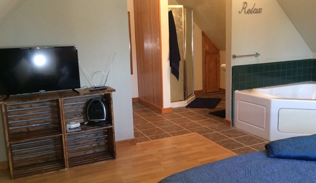 Queen Marie Suite