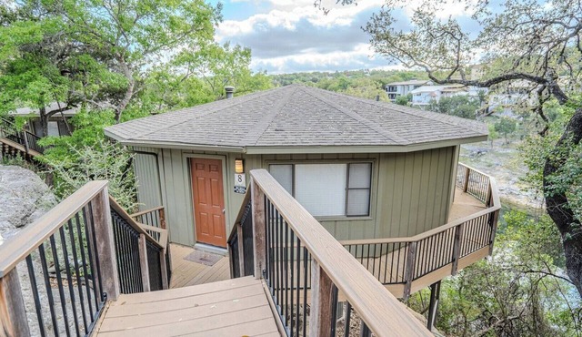 Rainbow Cactus #8 - Lakefront Oasis with Pool Access