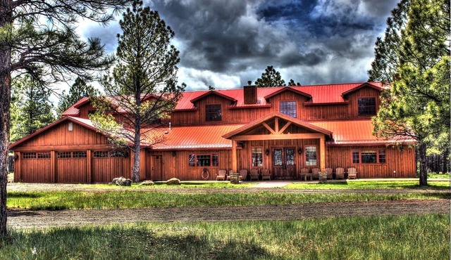 Rustic Luxurious Lodge in Arizona's White Mountains