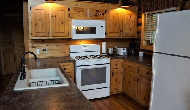 RUSTIC, MAGICAL, LOG HOME IN SW. WI. ...TROUT STREAM, HIKING, NEARBY CANOEING