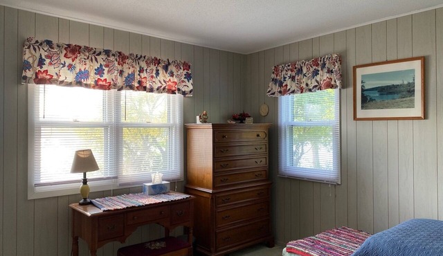 Rustic Three Bedroom Cabin with 28 Foot Dock on Cedar Lake - Nashua, Iowa