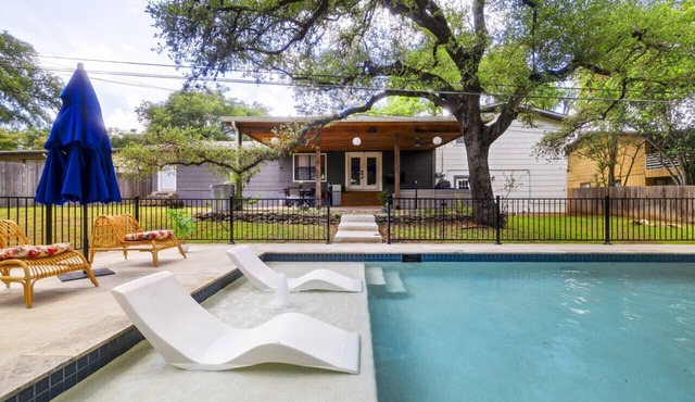 San Marcos 5BR | Private Pool, Gym, Fire Pit, Walk to TXST, Sleeps 12