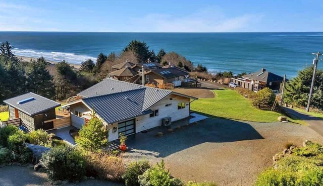 Sea to Sky Retreat by Manzanita Beach Getaway: Ocean Views, 3BR Hilltop Home