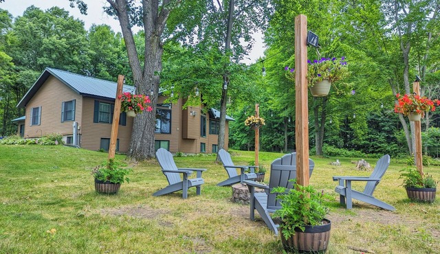 Secluded 3BR, 2BA ,¼ Mile Off Road , Starry Skies & Wildlife Views