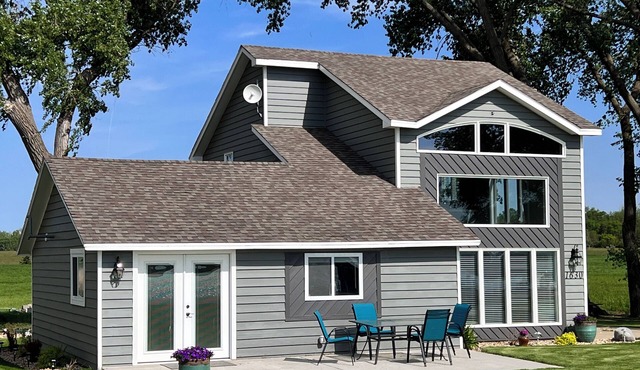 Skeet’s Retreat: Lake Herman Lakefront Getaway Near Madison, SD - Sleeps 8