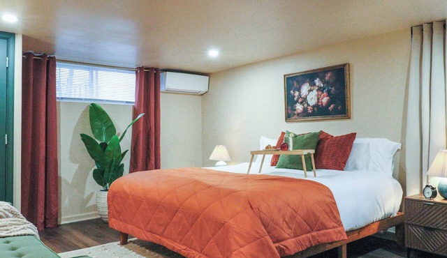 Spa Bath 20 Min to Lincoln Financial Field + Dedicated Parking + City Access