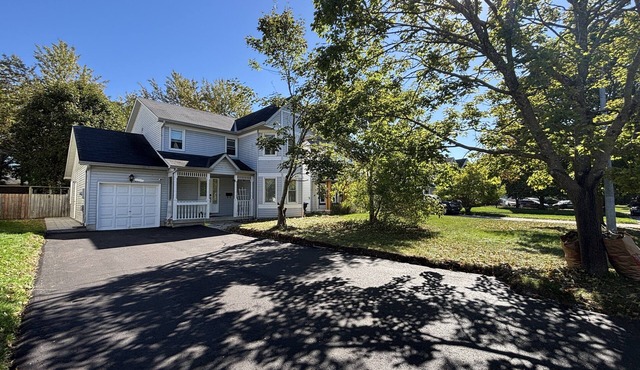 Spacious 2BR Basement Apt – 5 Mins to Beach in Innisfil