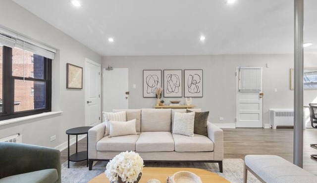 Spacious and Newly Renovated 1BR Next to the Beach