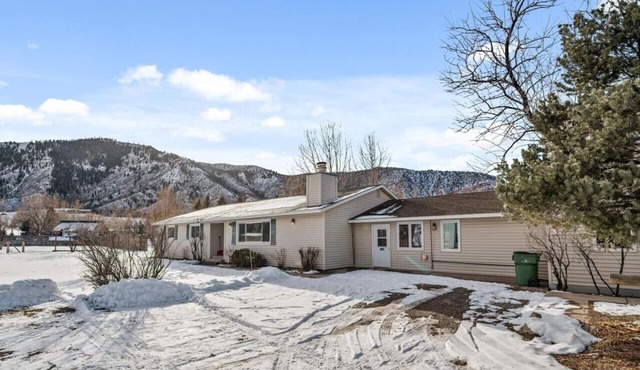 Spacious/Secluded 2 Acres Remodeled Walk To Willit
