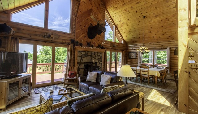 Stunning Mountain Retreat!
