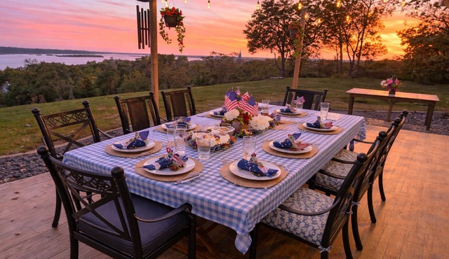 Stunning River Views + Rooftop Deck- Luxury Home for Families & Groups