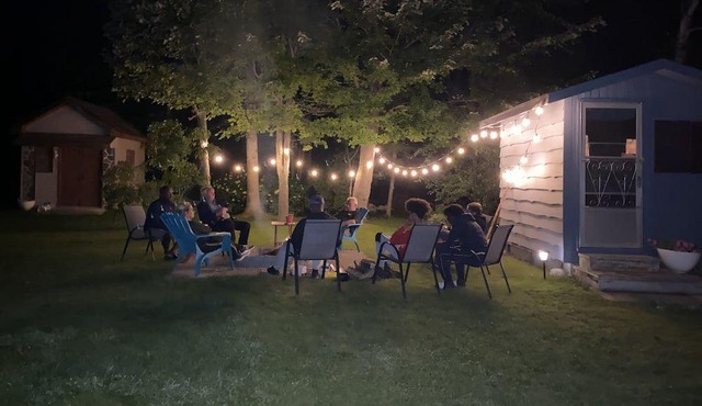 Summer weeks available, 90 mins from Toronto in beautiful Balm Beach in Tiny