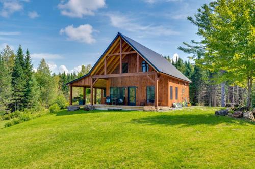 'Sunset House' Greensboro Forest Escape & Fire Pit