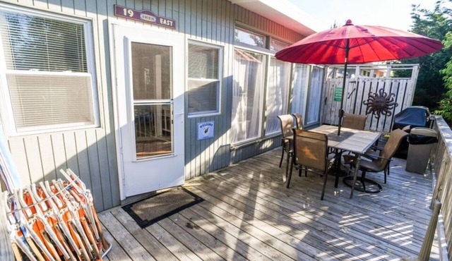 Super Clean all renovated home sleeps 10