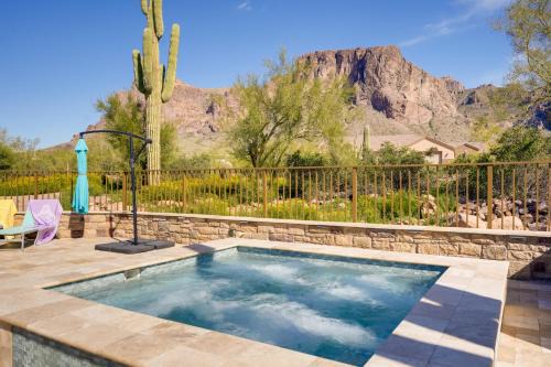 Superstition Mtn Estate! Luxe Pool & Rooftop Deck