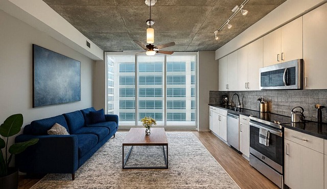 The Downtown Gem | Modern Luxe Escape 4