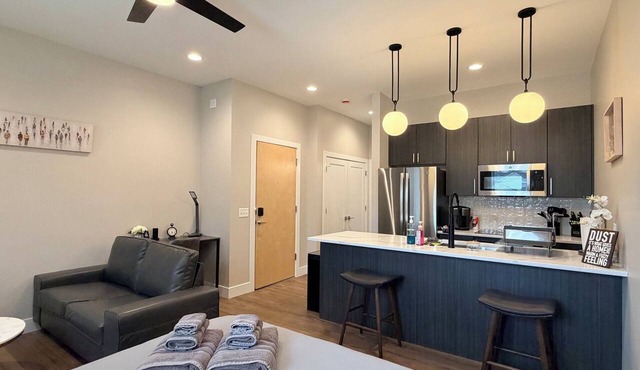 The Grove Studio, Manchester Ave:Near Forest Park