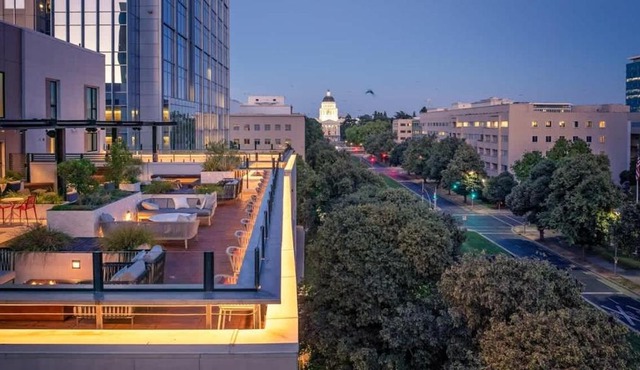 The Slate Luxury Capitol View DOCO Golden 1