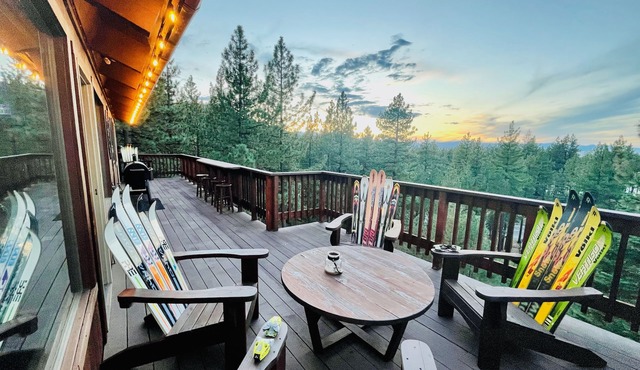 The Tahoe at Three Pines - 5 Min Walk to Lake!