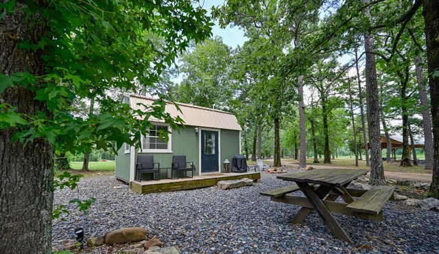 Tiny House Cottage at Sacred Pines