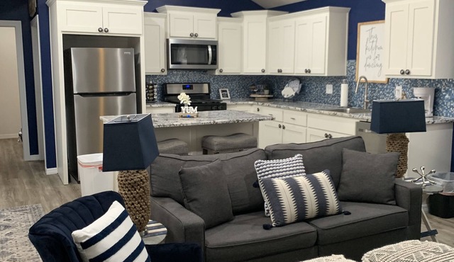 Tiny House with a beautiful view of lake Tenkiller in Park Hill