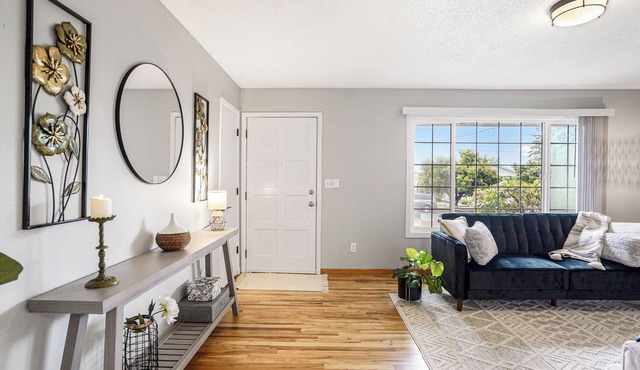 Tranquil Haven! fenced yard, laundry : extended stay