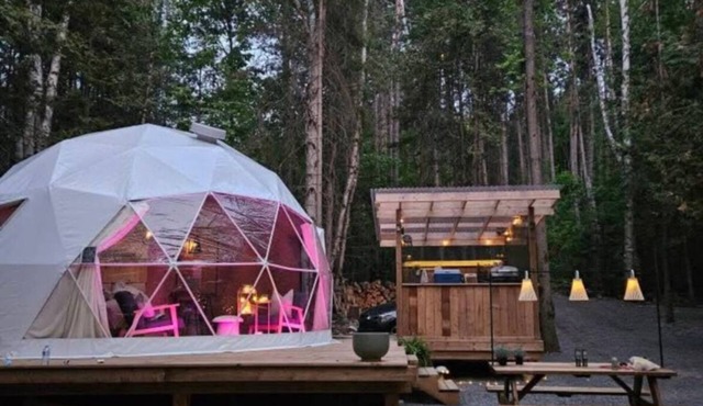 TRANQUILITY DOME OFFGRID GLAMPING RETREAT IN PRIVATE FOREST! in Killaloe