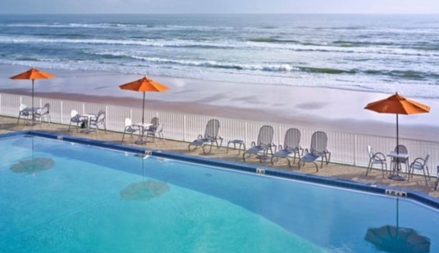 Two Bedroom, Ocean Front, Luxury Condo, Daytona Beach, FL 1843896sa