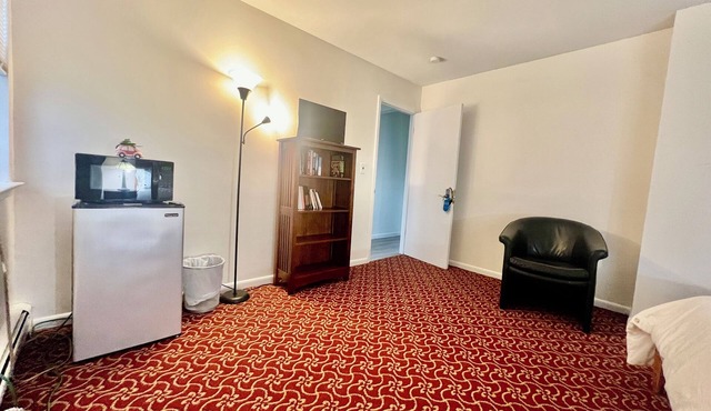 🤣🏡 "Welcome to our basement suite, where humor and professionalism coexist! in Peekskill