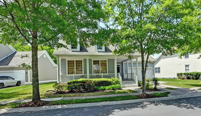 Willow Oak Tranquility, a spacious 3 bed, dog friendly home in the Bear Trap Dunes community! Indoor and outdoor pool, beach shuttle service, WIFI, tennis and more!