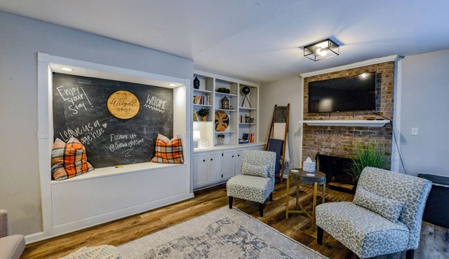 Wright Spot - Book now for football season! Close to Campus!