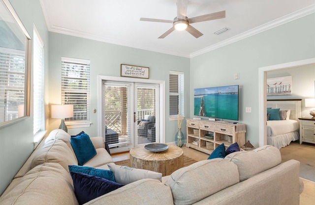 Seagrove Highlands 2105 - 30A, Community Pool, Bikes Included, Near Seaside!