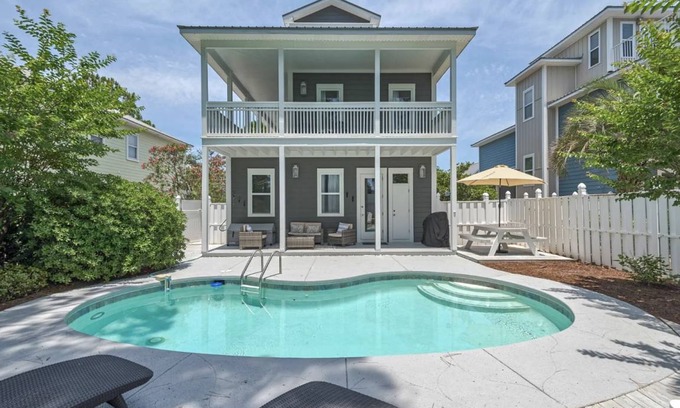Village of Sugar Beach House | 206 m² House ∙ 5 bedrooms ∙ 14 guests