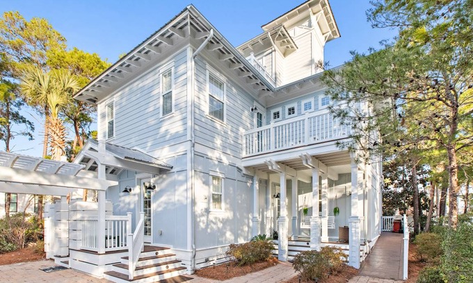 Greenway Park House | 303 m² House ∙ 3 bedrooms ∙ 14 guests