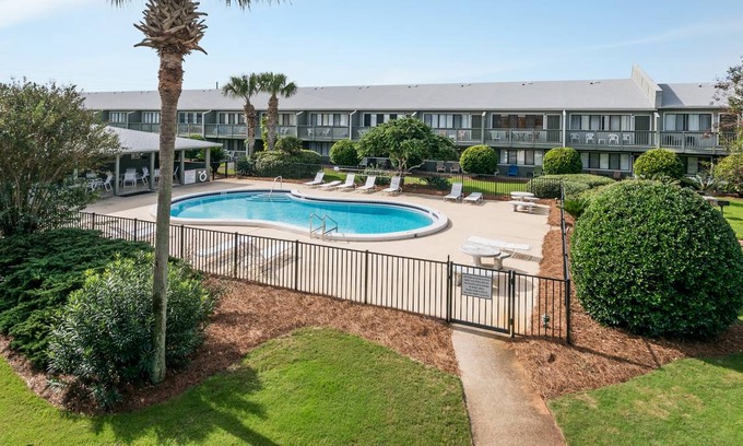 Seagrove Beach Apartment | 47 m² Apartment ∙ 6 guests