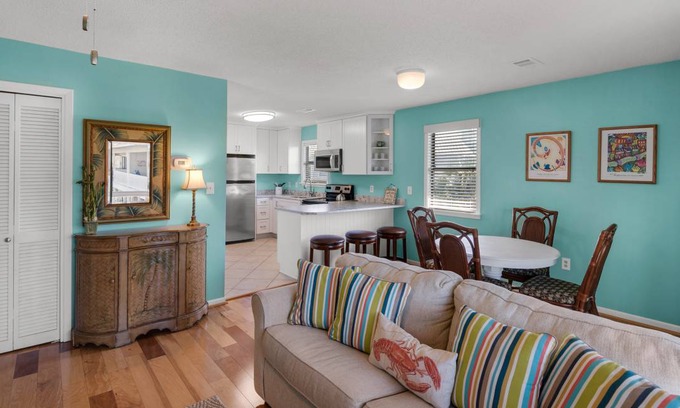 Seagrove Beach Apartment | 60 m² Apartment ∙ 1 bedroom ∙ 4 guests