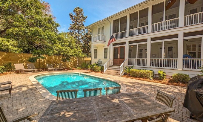 Seagrove Beach House | BeachComer, 3 King BRs, Private Heated Pool, Available October 15 -31!