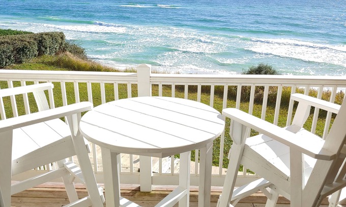 Seacrest Condo | Beautiful, large Gulf front Condo - PRIVATE BEACH - beach set up included