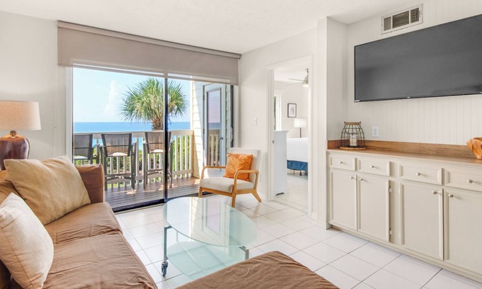 San Juan Condo | Dog Friendly Gulf-Front Condo in Seagrove Beach, Sleeps 6 + Free Tickets!