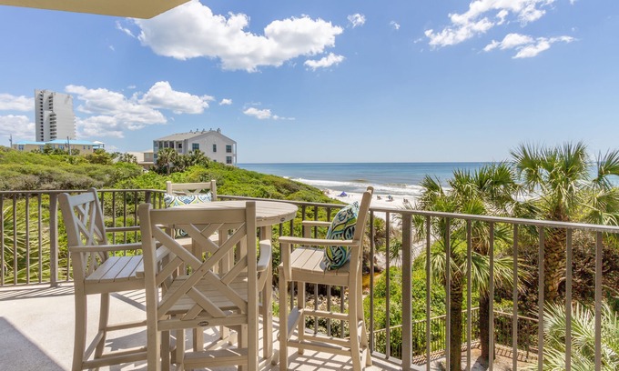 Seagrove Beach Condo | Legacy 202 - Newly Renovated Gulf Front Condo With Community Pool And 2 Bikes