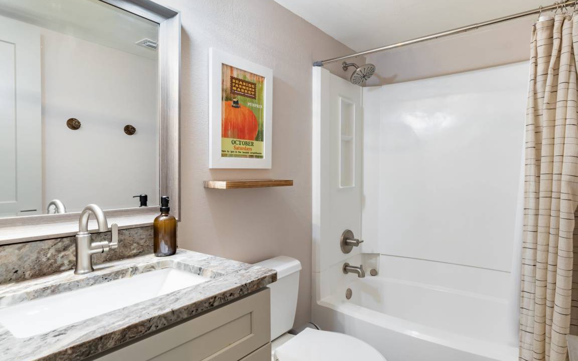 Photo of Bathroom in Seagrove Beach