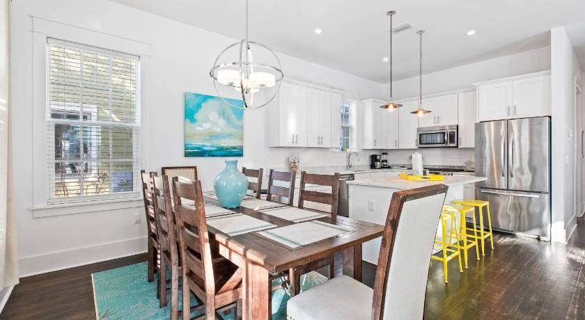 Photo of Kitchen in Greenway Park