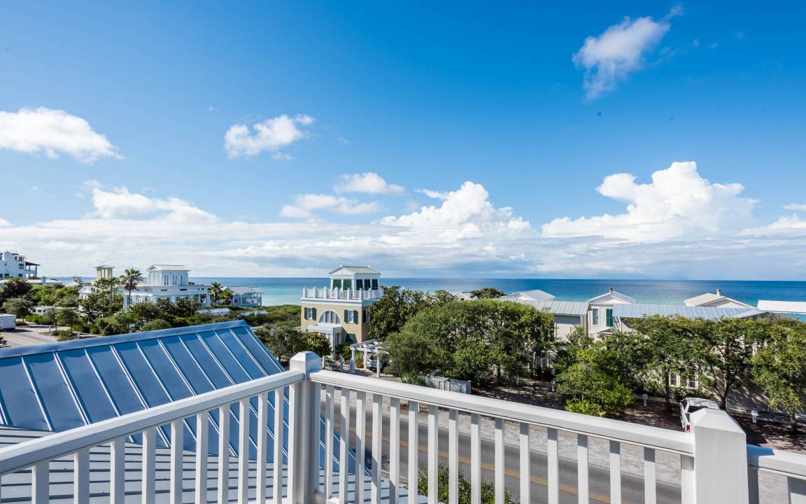 Photo of Patio Balcony in Seaside