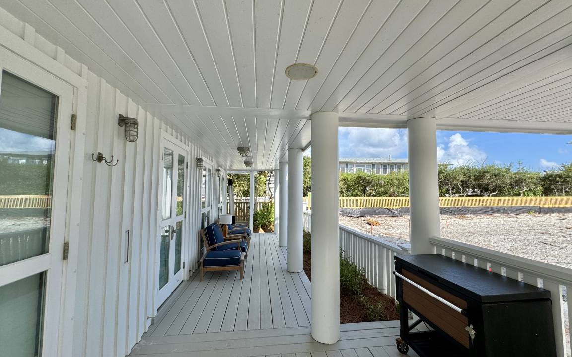 Photo of Patio Balcony in Seaside
